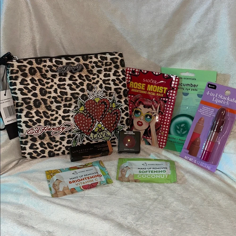 Ed Hardy Leopard Print Cosmetic Bag With Make up bundle (New) 8 Pieces